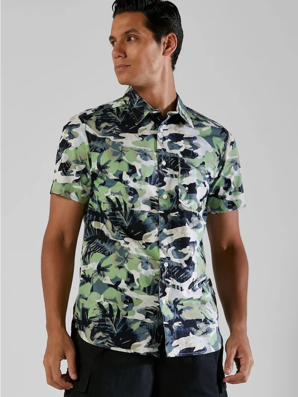 The North Face Baytrail Pattern Short Sleeve Button Down Shirt - L